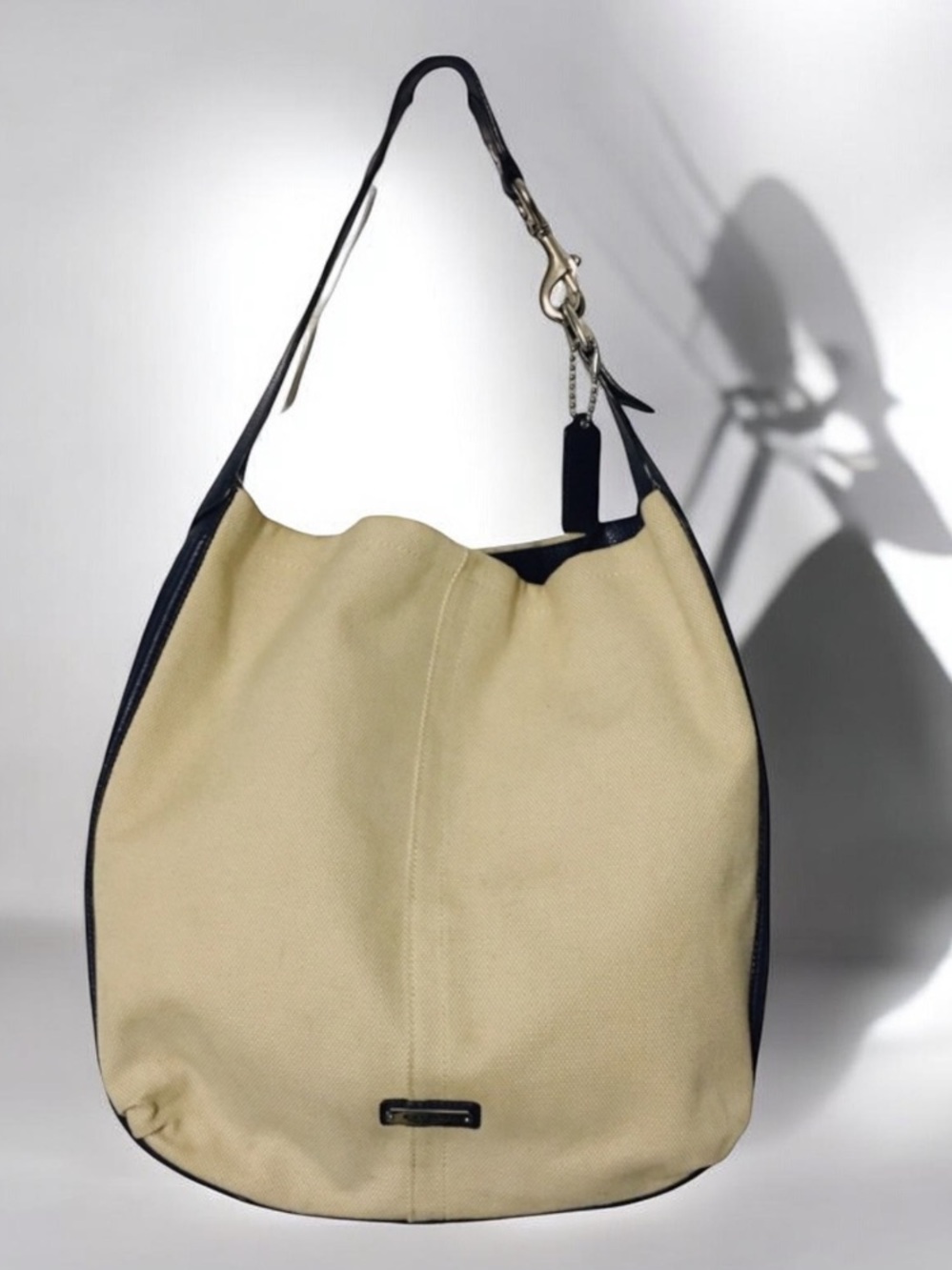 Coach F28911 Canvas Avery Hobo Cream Light Purple Bag